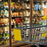 Lidl și Kaufland: Duelul Giganților pe Terenul Românesc – Analiză Vizuală 3 lidl vs kaufland batalia titanilor in romania grafice 6836b856aa09d