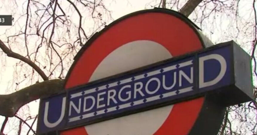 Metroul londonez a intrat în impas din cauza unei întreruperi de energie: „Totul s-a oprit” 1 liniile de metrou din londra au fost suspendate din cauza unei pene de curent totul s a oprit 68223642d93f2