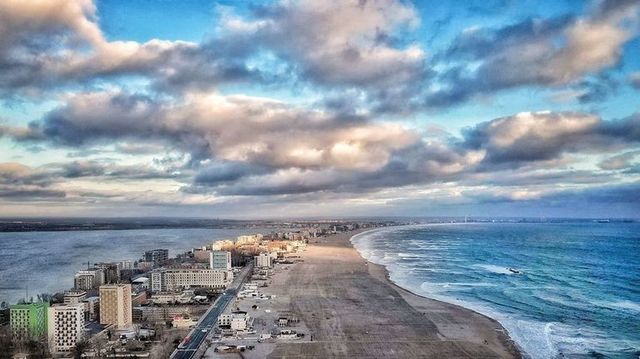 Descoperă Prețurile Atractiv Litoralului Românesc: Mamaia, Costinești, Jupiter și Eforie - Oferte pentru Toți! Contrar miturilor răspândite, vacanțele pe coastă sunt accesibile și de calitate superioară! 1 lista preturilor la mamaia costinesti jupiter eforie cu litoralul pentru toti contrar perceptiei gresite cultivate in ultimii ani vacantele pe litoralul romanesc nu sunt nici m 6829e135d473f