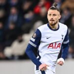 "Întrecerea finală: Tottenham și Manchester United se confruntă în Europa League! Miercuri, ora 22:00 - Radu Drăgușin vizează primul său trofeu continental și o șansă în Champions League" 2 live blog tottenham manchester united finala europa league miercuri de la 2200 radu dragusin pentru primul trofeu continental si calificarea in cham 682c3e704c6e0