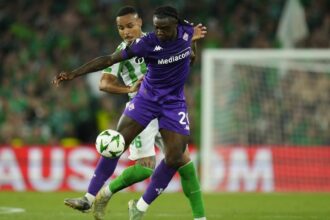 live text chelsea djurgarden si fiorentina betis sevilla de la 2200 pentru finala conference league 681c53b3e9b37