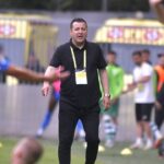 „Bătălia pentru Superligă: Poli Iași vs. Metaloglobus, începând cu ora 15:00. Confruntarea antrenorilor dinamoviști!” 2 live text poli iasi metaloglobus barajul pentru superliga de la ora 1500 duelul dinamovistilor de pe bancile tehnice 6832bd507e540