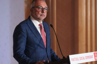 lucian romascanu nu vom fi in favoarea plecarii lui ciolacu din pozitia de presedinte psd 68288ababe028