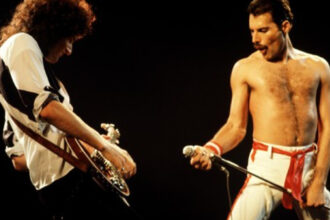 m a pretuit ca pe o comoara freddie mercury a avut o fiica secreta dezvaluirile facute de o noua biografie a solistului queen 6835c4029d2e1
