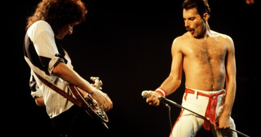 „O comoară ascunsă: Fiica secretă a lui Freddie Mercury și dezvăluirile surprinzătoare din noua biografie a legendarei voci a trupei Queen” 1 m a pretuit ca pe o comoara freddie mercury a avut o fiica secreta dezvaluirile facute de o noua biografie a solistului queen 6835c4029d2e1