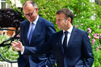 macron si merz au convenit sa infiinteze un consiliu franco german de aparare si securitate 681b846a3c501