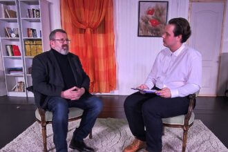maestrul adrian titieni in exclusivitate pentru boema ovidius avem o profesie sub semnul necesitatii 681a785a123a2