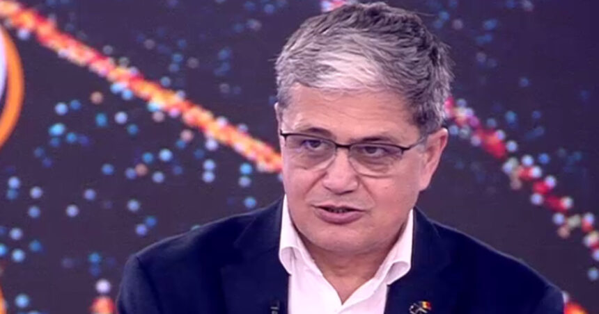 Marcel Boloş: România trebuie să înțeleagă că autonomia nu înseamnă izolare; tinerii aspiră la o lume fără granițe restricționate și frici mascate sub simboluri naționale. 1 marcel bolos romania nu trebuie sa confunde autonomia cu izolarea tinerii nu vor granite inchise si frici invelite in tricolor 68204233e80bc