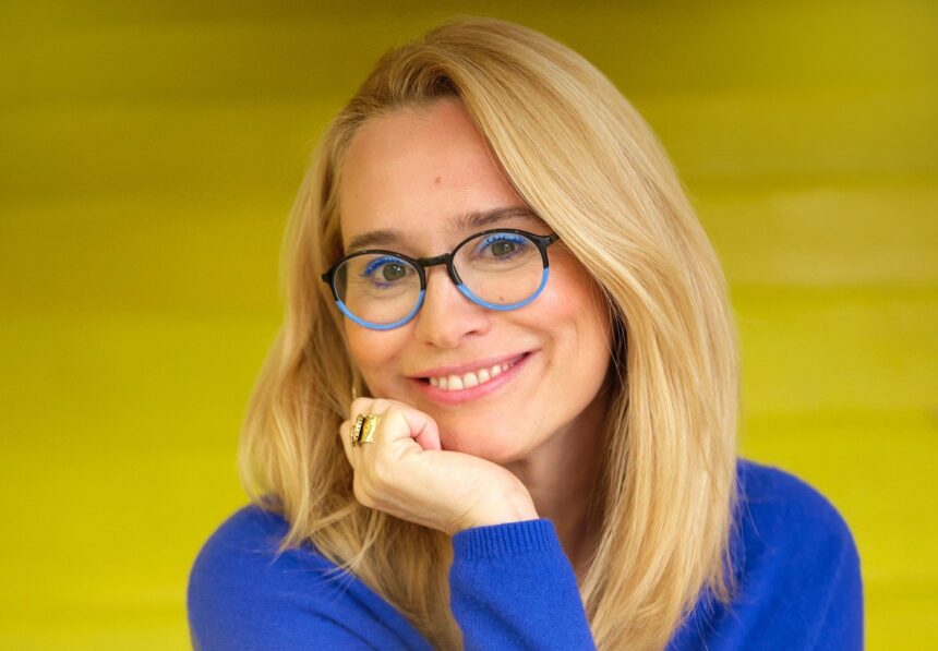 Apelul Andreei Esca în ziua alegerilor prezidențiale din 2025: „Îmi iubesc patria! Am realizat că, din frică și neputință, voiam să plec” 1 mesajul andreei esca in ziua turului 2 al alegerilor prezidentiale 2025 iubesc tara asta mi am dat seama ca eu voiam sa fug de frica de neputinta 682978ef13594