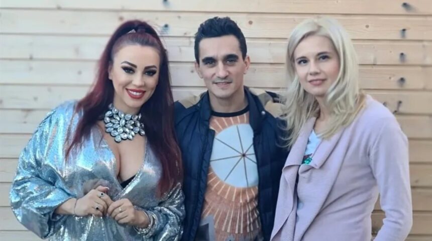 „Larisa Drăgulescu își transmite gândurile către Marian după nunta cu Simona Carmen. Surpriza fiicei lor la ceremonie” 1 mesajul larisei dragulescu pentru marian dragulescu dupa ce acesta s a casatorit cu simona carmen cum a aparut fiica lor la nunta 68332404ca8f4