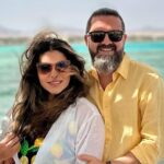Miki de la K-pital vorbește despre căsătoria cu Răzvan Constantinescu: O legătură începută cu trei ani în urmă, în fața ofițerului stării civile. „Nu putem prezice ce ne rezervă viitorul.” 2 miki de la k pital despre nunta cu razvan constantinescu s au cununat civil in urma cu 3 ani nu se stie ce vremuri vin 682358b01a8c9
