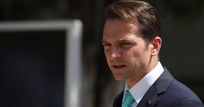 Ministerul Energiei solicită renegocierea PNRR. Amenințarea închiderii termocentralelor pe cărbune se intensifică 1 ministerul energiei insista pentru renegocierea pnrr pericolul inchiderii termocentralelor pe carbune 681dbe160540b