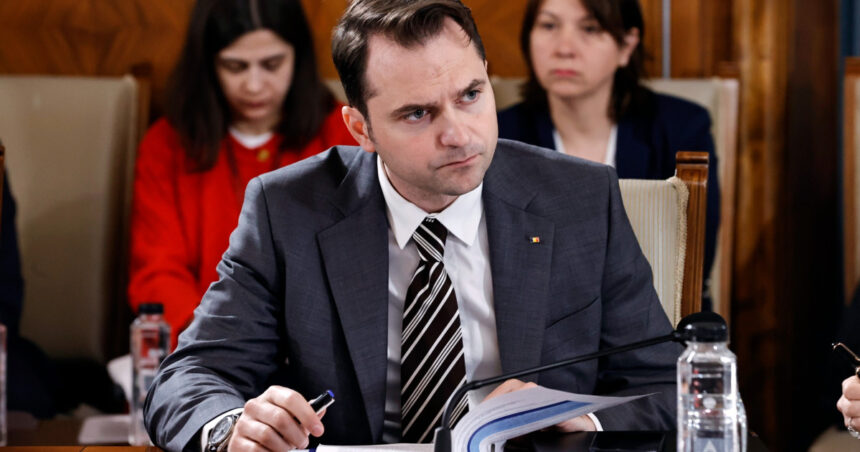 Ministerul Energiei deschide porțile pentru cele mai ample inițiative ecologice. Burduja: Scopul nostru este să asigurăm tarife mai accesibile pentru toți consumatorii! 1 ministerul energiei lanseaza cel mai mare apel pentru proiecte verzi burduja preturi mai bune pentru consumatori obiectivul nostru 68221a14bcb7e