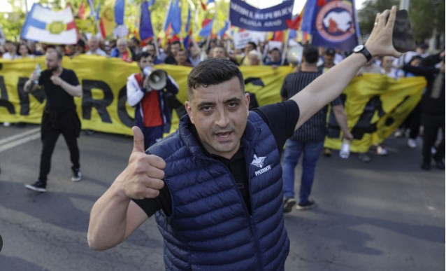 Îndemn la acțiune pe internet pentru manifestația lui Simion. Jandarmeria avertizează că evenimentul nu are aviz legal. 1 mobilizare in online pentru protestul lui simion jandarmeria anunta ca mitingul este neautorizat 6832d5b30c775