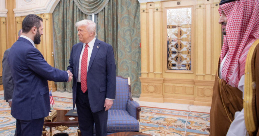 Întâlnire de cotitură: După un sfert de secol, un lider american dialoghează cu președintele sirian. Declarația lui Donald Trump 1 moment istoric pentru prima data dupa 25 de ani un presedinte american s a intalnit cu omologul sirian anuntul lui donald trump 68246cb362403