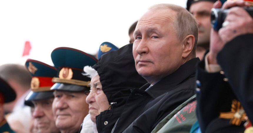 De ce a solicitat Putin o pauză de trei zile între 8 și 10 mai? Detalii din spatele deciziei Kremlinului 1 motivul pentru care putin a cerut un armistitiu de trei zile intre 8 si 10 mai explicatia kremlinului 68162ee2e7a79
