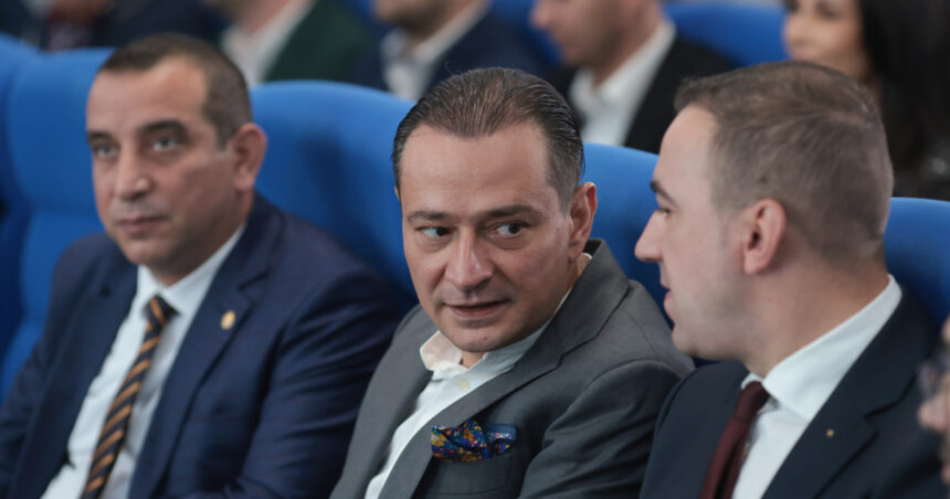 Discuții pentru formarea noului guvern. Daniel Băluţă afirmă că în PSD nu sunt facțiuni: „Există viziuni diverse” 1 negocieri pentru noul guvern daniel baluta spune ca in psd nu exista tabere exista curente de opinie 68321e087fb7c