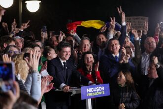 negocierile pentru formarea noului guvern incep marti anunta presedintele nicusor dan 6831a496453d5