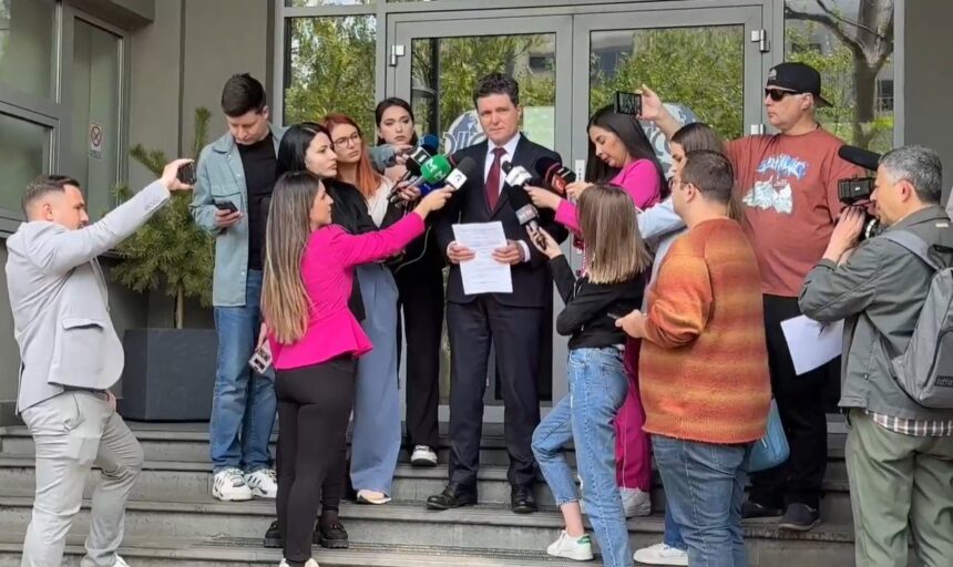 Nicușor Dan îl acuză pe Elena Lasconi de trei infracțiuni la DIICOT: „Cine beneficiază de această situație scandaloasă?” 1 nicusor dan a depus plangere impotriva elenei lasconi la diicot pe trei infractiuni intrebarea e cui profita aceasta mizerie video 68149a1397a3f