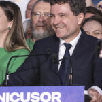 Nicuşor Dan îi transmite un mesaj lui Donald Trump în urma numirii noului ambasador american la București: „Sunt entuziast să lucrăm împreună!” 3 nicusor dan mesaj pentru donald trump dupa numirea noului ambasador sua la bucuresti astept cu nerabdare sa colaboram indeaproape 682dd0d666525