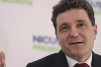 nicusor dan replica pentru anamaria gavrila care i a cerut control psihiatric cred ca e nevoie de bun simt in politica 682839e85ec78
