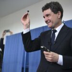 Nicușor Dan: Un nou început plin de speranță – să ne unificăm forțele pentru a reconstrui România! 2 nicusor dan traim un moment de speranta va rog sa aveti rabdare toti impreuna sa incepem reconstructia romaniei 682a246388e28