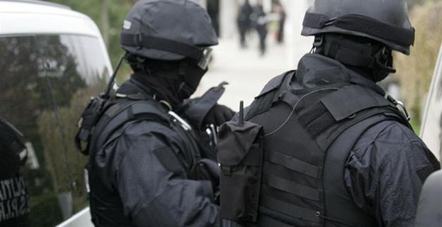 Acțiuni spectaculoase în Constanța: descinderi la suspecți de fraudă în afaceri din România, Bulgaria și Grecia 1 noua perchezitii in judetul constanta la persoane suspectate ca au inselat firme din romania bulgaria si grecia 681bb3063331d
