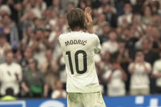 noul decar al realului i s a oferit tricoul lui modric dupa plecarea croatului 6835a3170d502