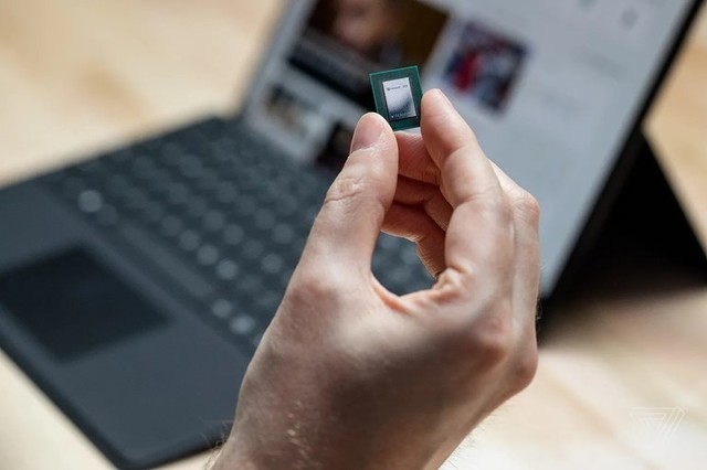 Nvidia revine cu cipuri personalizate pentru China, în urma restricțiilor de export impuse de SUA 1 nvidia dezvolta din nou cipuri adaptate pentru china dupa interdictia impusa de sua asupra