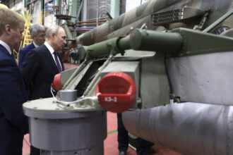 o noua nationalizare vladimir putin companiile care nu indeplinesc contractele de aparare vor primi directori de la minister 683a0613cebb8