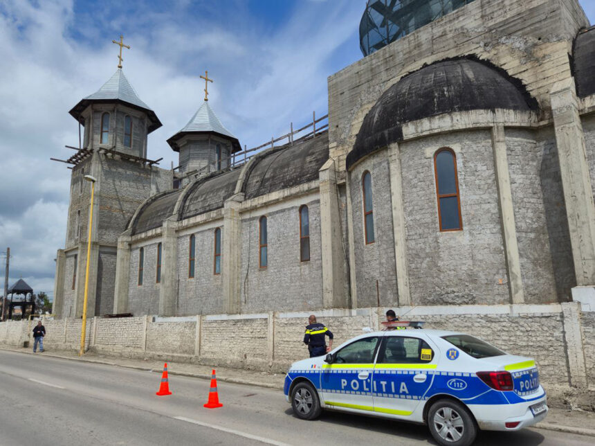 Declarație de la ITM Constanța: Tânărul căzut de pe biserica Sfântul Nectarie nu avea un contract de muncă legalizat 1 oficial de la itm constanta minorul care a cazut de pe biserica sfantul nectarie nu era angajat legal 6821f99eca7e2