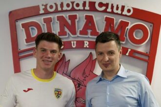 oficial dinamo si a luat portar de nationala noul goalkeeper al cainilor prezentat in aceasta dimineata 683ab0e86eda0