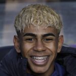 OFICIAL Lamine Yamal a parafat contractul! „Viitorul începe astăzi” 3 oficial lamine yamal a semnat viitorul e acum 68360cb4e104b