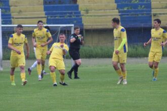 oficial soc in fotbalul romanesc trei foste echipe din prima liga au retrogradat acum din liga 3 la judet 6832cee12a3f5