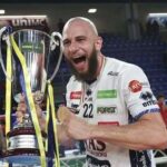 OFICIAL Un star din Serie A se alătură naționalei României pentru Mondial! Ce provocări îi așteaptă pe „tricolori” 2 oficial un campion din serie a la nationala romaniei pentru campionatul mondial ce urmeaza pentru tricolori 6828741cd3df7
