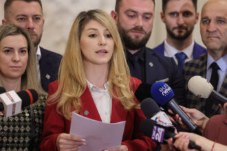 parlamentarii demisionari din pot anunta ca vor promova valorile europene la intalnirea de la cotroceni cu presedintele nicusor dan 68370ec73dc2c