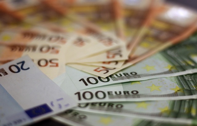 Parlamentul bulgar spune „nu” inițiativei președintelui de a consulta cetățenii despre aderarea la euro 1 parlamentul bulgar respinge propunerea presedintelui de a organiza un referendum pe tema aderarii la euro 68245c7c1daac