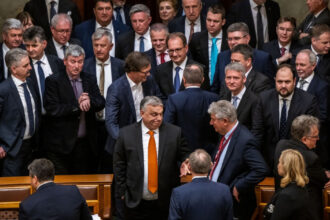 partidul lui viktor orban propune o lege ca in rusia pentru a controla societatea civila 682476848dbbb