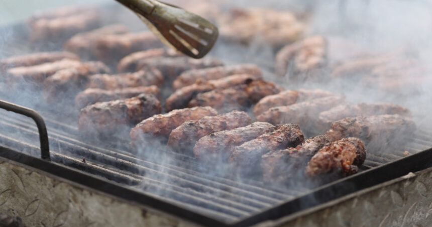 Atenție la grătar! Află ce recomandă specialiștii despre substanțele chimice din preparatele tradiționale de 1 Mai 1 pericolul din carnea pregatita pe gratar ce spun medicii despre compusii chimici din preparatele favorite ale romanilor de 1 mai 6818b61eeda98
