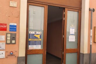 peste 190 000 de romani au mers deja la urne la alegerile prezidentiale in catania se voteaza fara incidente 6827849b85d90