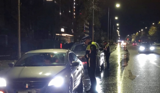 Peste 400 de permise de conducere confiscate de poliție în ultimele 24 de ore 1 peste 4 sute de permise de conducere retinute de politisti in ultimele 24 de ore 6831ea2925e9f