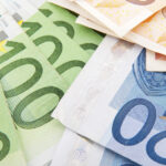 România ar putea atinge un PIB de peste 700 miliarde de euro în 2034: O luptă pentru a se alătura elitei europene! 3 pib ul nominal al romaniei ar putea depasi 700 miliarde de euro in 2034 competitie pentru a intra in top 10 ue 6814bc590cdb0