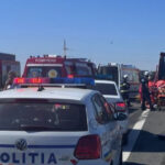 Alertă maximă în Dâmbovița: Cinci persoane rănite într-o coliziune între un microbuz și o mașină. 2 plan rosu de interventie dupa un accident grav cu 5 raniti in judetul dambovita un microbuz si un autoturism s au ciocnit 6815dd8e3e0e7