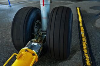 polonia a confiscat anvelope pentru avioane boeing ce se indreptau spre rusia 682b16d61c49d