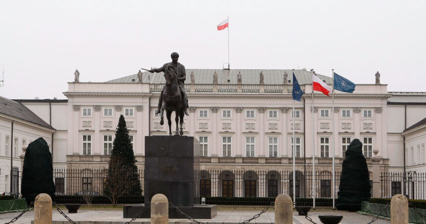 Polonia denunță Rusia pentru „intervenția fără precedent în alegerile prezidențiale” 1 polonia acuza rusia de incercare de amestec fara precedent in alegerile prezidentiale 6819f53b26052