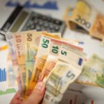 Presa internațională: „Leul coboară vertiginos”, „investițiile românești pierd teren” 3 presa externa leul se scufunda activele romanesti o iau la vale 681a038c1a7cf