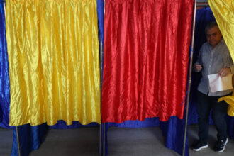 presa straina despre turul doi al alegerilor din romania exit poll urile se bazeaza pe sinceritatea alegatorilor cu privire la vot 682a30adaddc1
