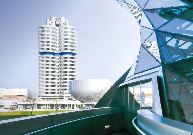 Norbert Reithofer își încheie mandatul la conducerea BMW Group, iar succesorul său provine din China. 1 presedintele bmw group norbert reithofer pleaca din fruntea companiei inlocuitorul lui vine din china 682395268e4f2