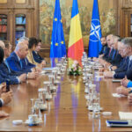 Președintele Confederației Concordia subliniază, în discuția cu Bolojan, importanța continuării orientării euroatlantice a României. 2 presedintele confederatiei concordia atrage atentia la intalnirea cu bolojan asupra mentinerii parcursului euroatlantic al romaniei 6824ace176699
