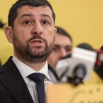 Marius Lulea, Prim-vicepreședinte AUR: „România cere lideri, nu soluții improvizate.” Ce lecție ar trebui să învețe Nicușor Dan? 3 prim vicepresedintele aur marius lulea tara are nevoie de conducere nu de improvizatie ce mesaj trebuie sa inteleaga nicusor dan 682ac4432ccad